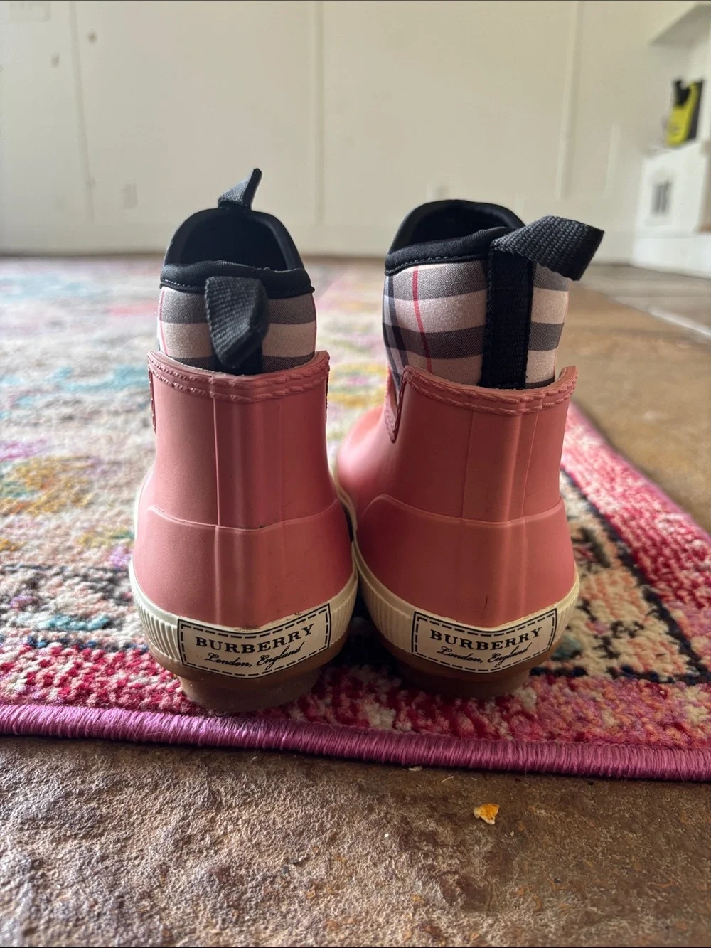 Burberry Children's Pink Plaid-Trim Rain Boots. Size 33